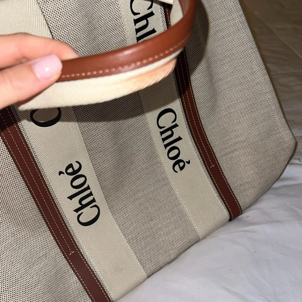 Chloé Canvas Tote Bag - Picture 10 of 12